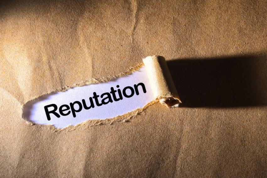 Vuoi rovinarti la reputazione? C’è un modo facilissimo